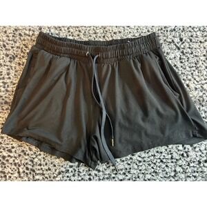 Women's Black Serra Shorts Size M